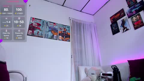 Snapshot of miakush_ chatting on January 11, 2025, 6:33 pm Mia online show from January 11, 2025, 6:33 pm