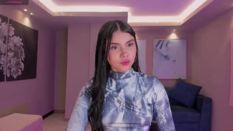 Call me Mia  online show from December 21, 2025, 5:20 pm