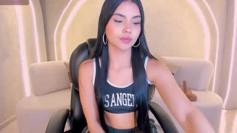 Call me Mia  online show from February 24, 2026, 7:56 pm