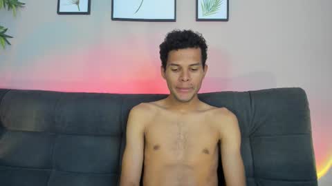 Snapshot of mialuxx chatting on November 3, 2025, 7:15 pm Mia online show from November 3, 2025, 7:15 pm