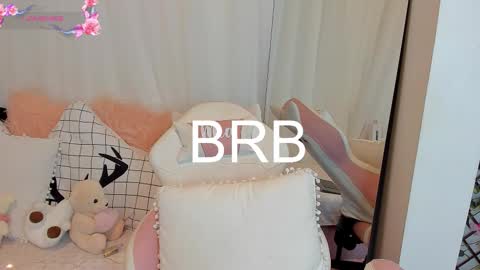 mia 600am-1000am Colombia time online show from November 16, 2025, 2:06 am