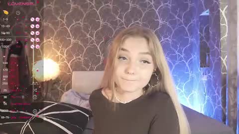 Mia online show from July 16, 2026, 1:50 pm
