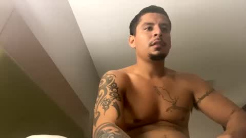 Snapshot of miamiclos1 chatting on January 7, 2025, 6:16 am miamiclos1 online show from January 7, 2025, 6:16 am