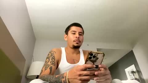 Snapshot of miamiclos1 chatting on January 9, 2025, 11:34 pm miamiclos1 online show from January 9, 2025, 11:34 pm