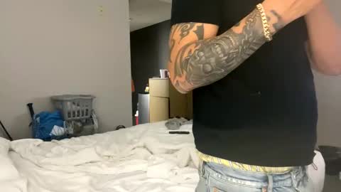 Snapshot of miamiclos1 chatting on January 12, 2025, 3:49 am miamiclos1 online show from January 12, 2025, 3:49 am