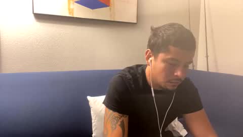 Snapshot of miamiclos1 chatting on January 30, 2025, 2:36 pm miamiclos1 online show from January 30, 2025, 2:36 pm