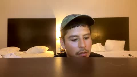 Snapshot of miamiclos1 chatting on February 17, 2025, 2:20 am miamiclos1 online show from February 17, 2025, 2:20 am