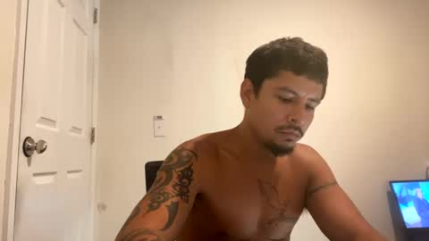 Snapshot of miamiclos1 chatting on September 9, 2025, 11:32 am miamiclos1 online show from September 9, 2025, 11:32 am