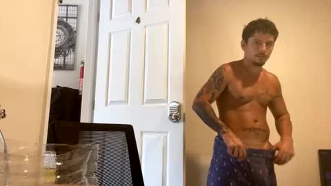 Snapshot of miamiclos1 chatting on September 16, 2025, 4:30 pm miamiclos1 online show from September 16, 2025, 4:30 pm