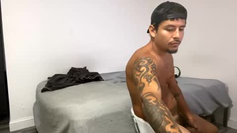 Snapshot of miamiclos1 chatting on September 24, 2025, 2:20 pm miamiclos1 online show from September 24, 2025, 2:20 pm