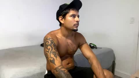 Snapshot of miamiclos1 chatting on September 25, 2025, 2:59 am miamiclos1 online show from September 25, 2025, 2:59 am