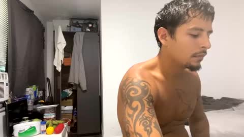 Snapshot of miamiclos1 chatting on September 25, 2025, 7:39 pm miamiclos1 online show from September 25, 2025, 7:39 pm