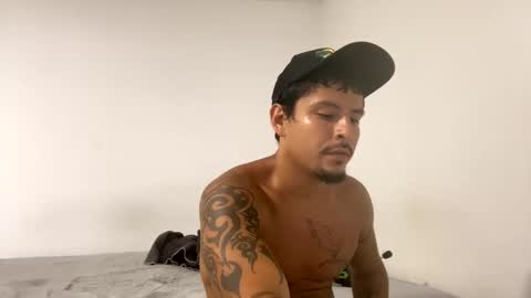 Snapshot of miamiclos1 chatting on September 28, 2025, 7:41 pm miamiclos1 online show from September 28, 2025, 7:41 pm