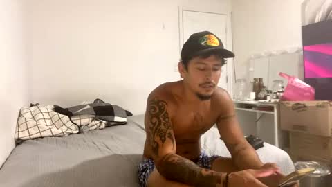 Snapshot of miamiclos1 chatting on October 25, 2025, 10:15 pm miamiclos1 online show from October 25, 2025, 10:15 pm