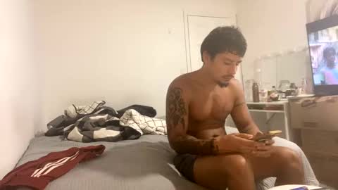 Snapshot of miamiclos1 chatting on October 28, 2025, 10:52 am miamiclos1 online show from October 28, 2025, 10:52 am