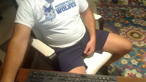 Snapshot of miamiwrestler chatting on May 15, 2026, 12:39 am miamiwrestler online show from May 15, 2026, 12:39 am