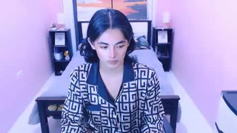 miamoreamara69 online show from July 29, 2026, 2:26 pm