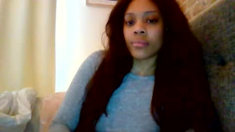 MiaMuffn online show from February 8, 2026, 8:23 pm