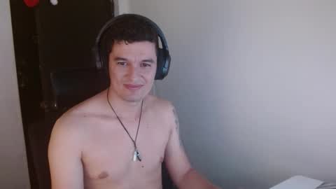 miaou_miaou online show from March 8, 2026, 12:30 am