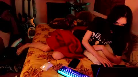 Snapshot of miaowhowl chatting on January 17, 2025, 4:06 am Kristien online show from January 17, 2025, 4:06 am