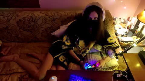 Snapshot of miaowhowl chatting on February 8, 2025, 9:57 pm Kristien online show from February 8, 2025, 9:57 pm