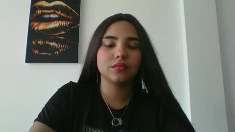 Mia Peyton   online show from December 3, 2024, 4:39 pm