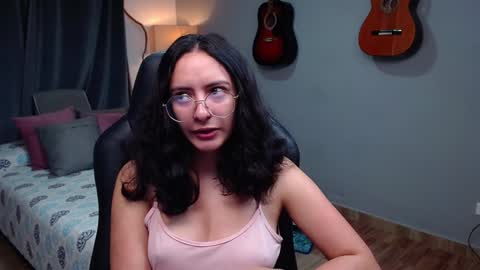 Snapshot of miaportman chatting on January 22, 2025, 12:17 pm MIAPORTMANN online show from January 22, 2025, 12:17 pm