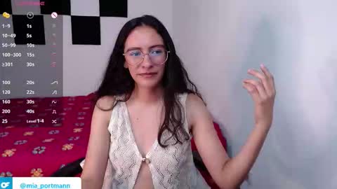 Snapshot of miaportman chatting on September 14, 2025, 3:55 pm MIAPORTMANN online show from September 14, 2025, 3:55 pm