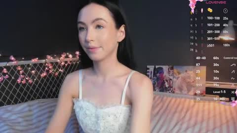 Snapshot of miarielle chatting on April 5, 2026, 5:32 pm Liz online show from April 5, 2026, 5:32 pm