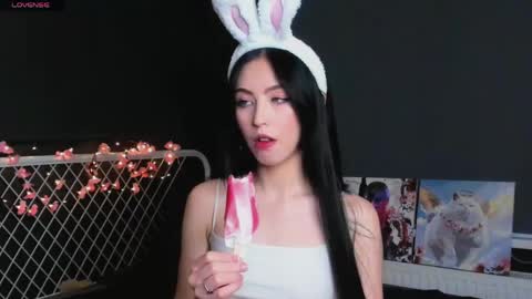 Snapshot of miarielle chatting on April 19, 2026, 6:54 pm Liz online show from April 19, 2026, 6:54 pm