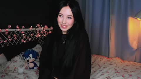 Snapshot of miarielle chatting on May 17, 2026, 4:36 pm Liz online show from May 17, 2026, 4:36 pm