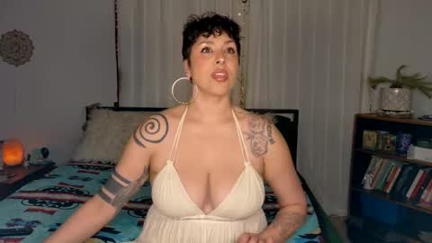 Mia Rivera online show from April 25, 2026, 3:53 am