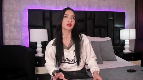 Snapshot of miasweetth chatting on December 27, 2024, 12:45 pm Mia Sweetth online show from December 27, 2024, 12:45 pm