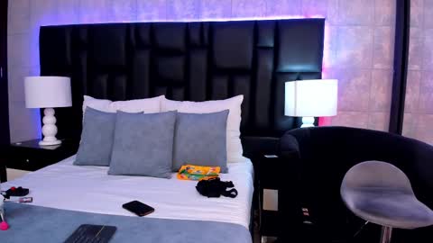 Snapshot of miasweetth chatting on March 3, 2025, 12:05 pm Mia Sweetth online show from March 3, 2025, 12:05 pm