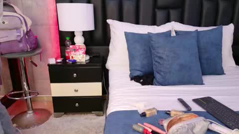 Snapshot of miasweetth chatting on October 13, 2025, 7:25 pm Mia Sweetth online show from October 13, 2025, 7:25 pm