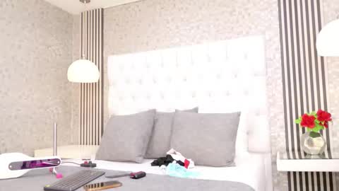 Mia Sweetth online show from February 3, 2026, 3:26 am