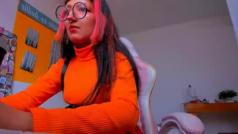 miauwunita online show from May 13, 2026, 3:53 pm
