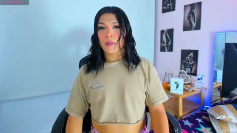 Miaa valentinaaa online show from January 27, 2025, 12:22 am