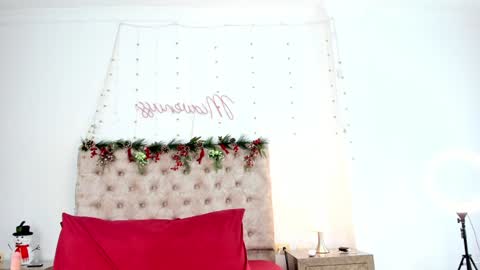 Snapshot of miavenuss_1 chatting on December 28, 2024, 7:33 pm Miavenuss 1 online show from December 28, 2024, 7:33 pm