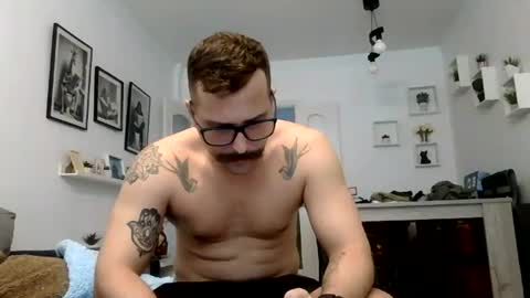MILO MIAMI online show from July 25, 2026, 10:24 am