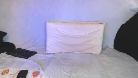 Snapshot of michael_danymans chatting on October 17, 2025, 8:17 am Michael online show from October 17, 2025, 8:17 am