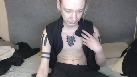 Snapshot of michael_danymans chatting on February 16, 2026, 1:35 am Michael online show from February 16, 2026, 1:35 am