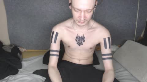 Snapshot of michael_danymans chatting on February 16, 2026, 9:44 pm Michael online show from February 16, 2026, 9:44 pm