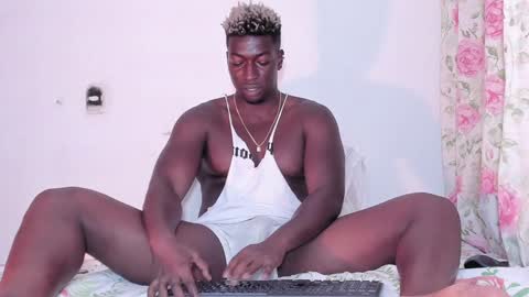 Snapshot of michaell_james chatting on December 29, 2024, 11:08 pm Michaell online show from December 29, 2024, 11:08 pm