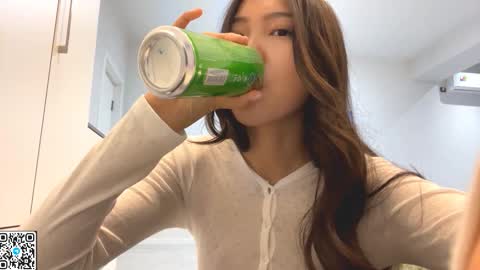 Snapshot of michalkandoll chatting on October 28, 2025, 6:10 pm Aidaxo online show from October 28, 2025, 6:10 pm