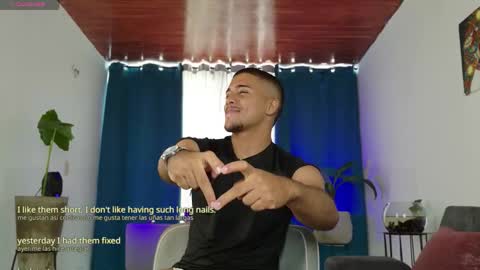 Snapshot of michel_g22 chatting on October 18, 2025, 2:18 pm michel g22 online show from October 18, 2025, 2:18 pm