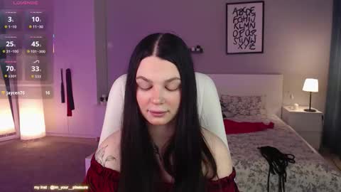 Snapshot of michela_fruet chatting on November 8, 2025, 1:06 am Kate online show from November 8, 2025, 1:06 am