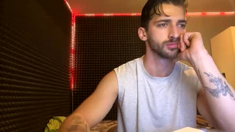 michelemagnetico online show from November 30, 2025, 10:14 pm