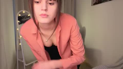 Michele online show from February 13, 2026, 1:29 pm