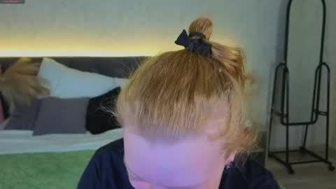 michelle_blond online show from April 5, 2026, 9:39 am